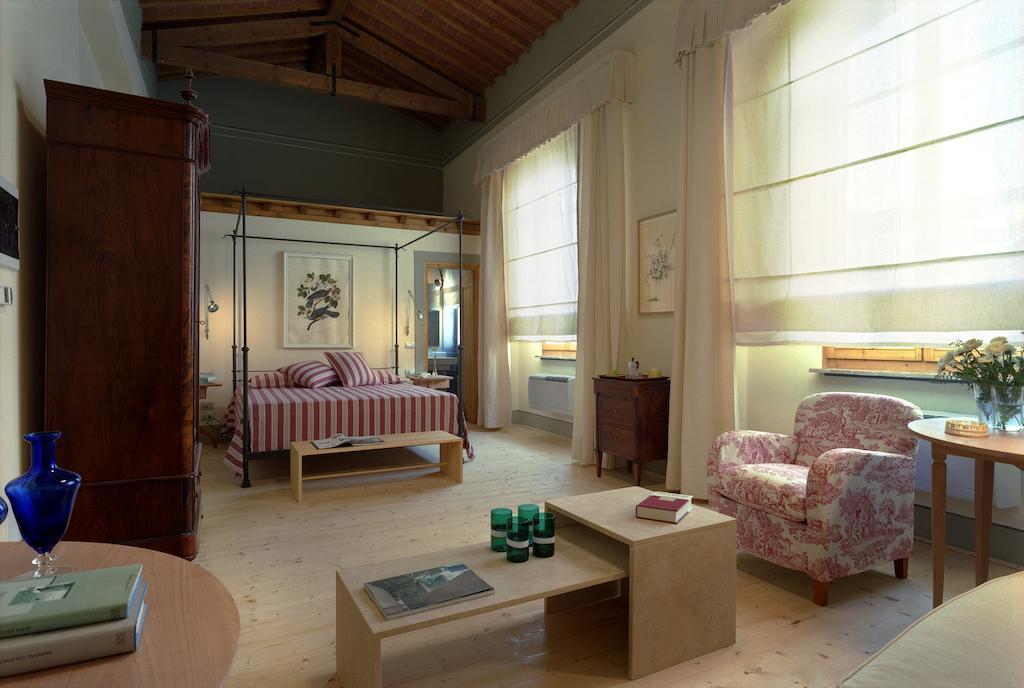 Fattoria Casamora - Suites Pian di Scò Habitación foto